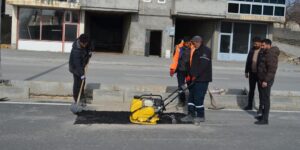 Adilcevaz Belediyesinden Yol Bakım ve Onarım Çalışması
