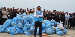 Van Gölü Sahilinde Temizlik Seferberliği